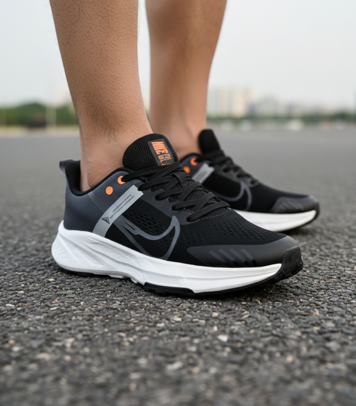 Nike trail black & orange shoes